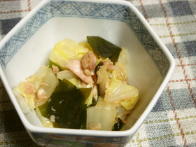 あと一品♪　白菜・ワカメ・シーチキン♪
