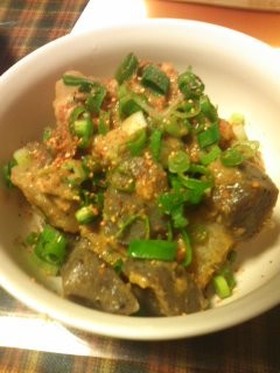 大根こんにゃくのピリ辛味噌煮込み