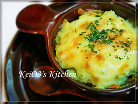 ガーリックポテトのチーズ焼き