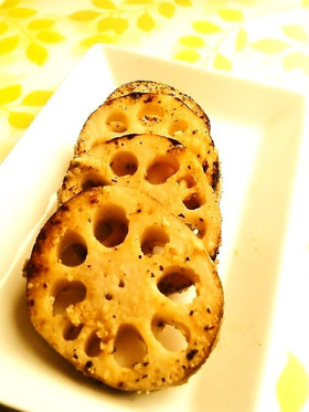 ☺簡単おかず♪蓮根のガーリックステーキ☺