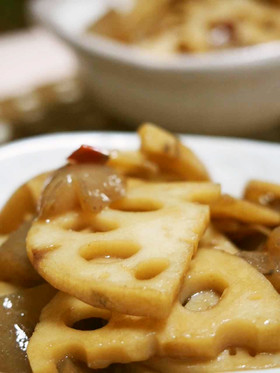 大人の総菜◎蓮根と蒟蒻のキンピラ