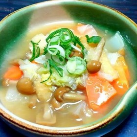 白菜となめこ・うす揚げのみぞれ煮♪