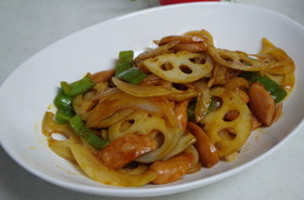 レンコンで☆ナポリタンな炒め物♪