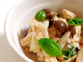 バジル☆しめじと鶏肉のイタリアンサラダ
