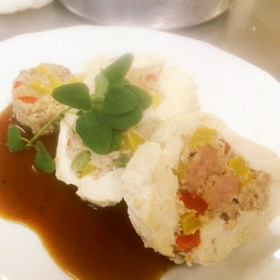 ✨鶏肉のバロティーヌ・グレイビーソース✨