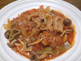 フライパンで☆チキンのトマト煮込み