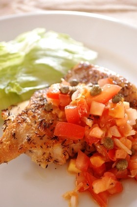 ハーブチキンソテー～爽やかトマトソース～