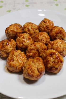 鶏ミンチ豆腐だんごのウスターケチャ味