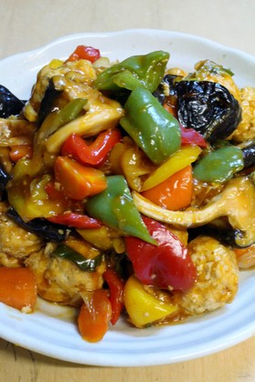 鶏ミンチ豆腐だんごパプリカ人参甘酢あん