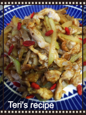 サヨテ(隼人瓜)と豚の味噌炒め