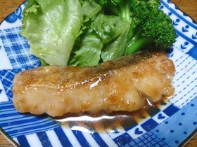 焼肉のタレde鱈のムニエル