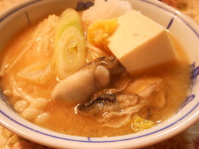 ジロじいちゃんのふっくらカキ鍋