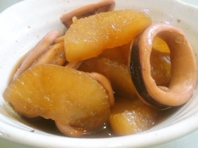 短時間で簡単な柔らかイカと大根煮