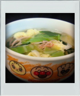 ■簡単朝昼■かにかまキャベツ卵スープ減量