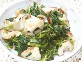 竹輪とほうれん草のオイマヨ炒め