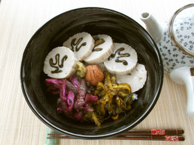 夜食＆小腹の空いた時☆かまぼこのお茶漬け