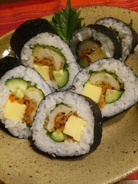 太巻き寿司☆竹輪天・金平牛蒡・チーズ♪