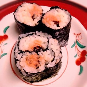 明太子の巻き寿司、残り物でおもてなし