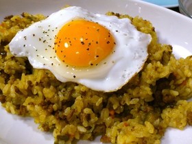 超簡単♪カレーチャーハン