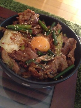 ☆ガツンとやみつき味！俺の豚キム丼☆