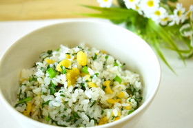 簡単☆春菊と天かすの混ぜご飯♪