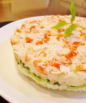 カニカマ5本とあるもので✿簡単押し寿司✿