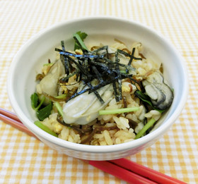 かきと塩昆布の炊き込みごはん