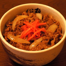 これぞ！チェーン店より確実に旨い牛丼！