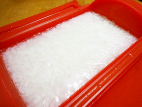 ＊ごはんで作る！ルクエdeおかゆ＊