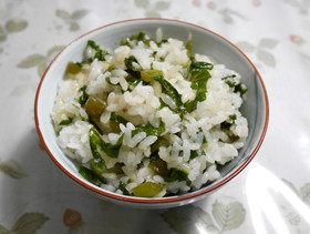 簡単！めんつゆ炒めの大根葉☆ご飯