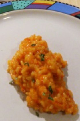 パプリカのリゾット、米をスープで 固茹で