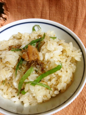 お弁当にも☆レンジで簡単じゃこごはん