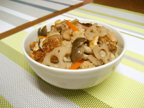 鶏肉とれんこんの炊き込みごはん