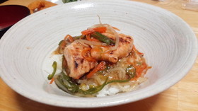 寒い日は☆簡単トロ～リあんかけの＊鮭丼＊