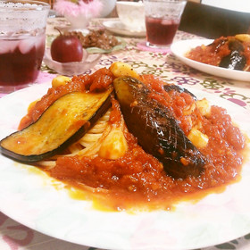 シンプルの王道☆葫トマトパスタ