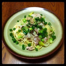 豚コマとネギの和風塩パスタ