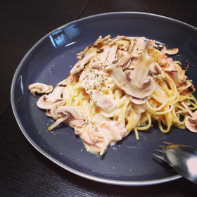 濃厚カルボナーラ♪マッシュルームを添えて