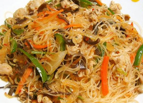 ◆ピリ辛焼きビーフン♪◆