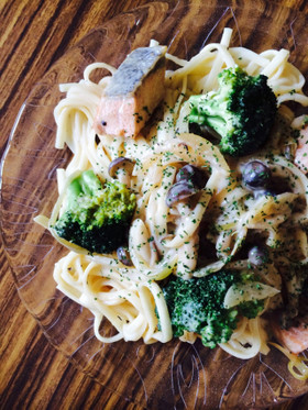 豆乳で♪濃厚×ヘルシーな鮭のミルクうどん