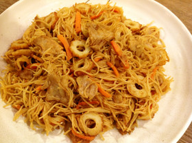 市販ルーで簡単美味☆カレー味焼ビーフン