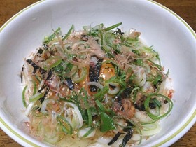 簡単ランチ♪釜玉納豆うどん