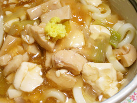 鶏むね肉と豆腐のあったか♪あんかけうどん