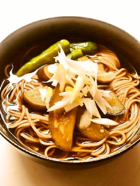☺お手軽ランチに☆簡単♪温かい茄子そば☺