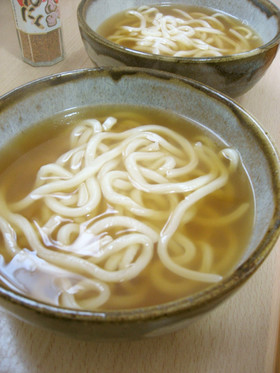 うちの　素うどん。