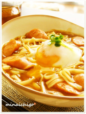 ＊カレーうどん　とろとろ温卵のせ＊