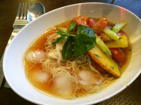 バジルで爽やか パスタ風アレンジそうめん