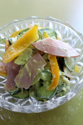 きゅうり納豆deアボカドマヨサラダ