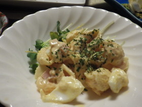 ハムたまマカロニサラダ　ありもんで一品♪