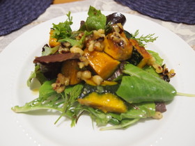 ローストパンプキンのおしゃれサラダ