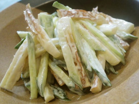 簡単★キュウリとちくわのマヨ胡麻サラダ